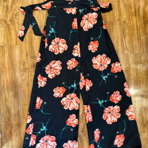 JACK Women’s Floral Black Pink Jumpsuit Jumper Wide Leg Short Sleeve Size Small - Picture 7 of 11